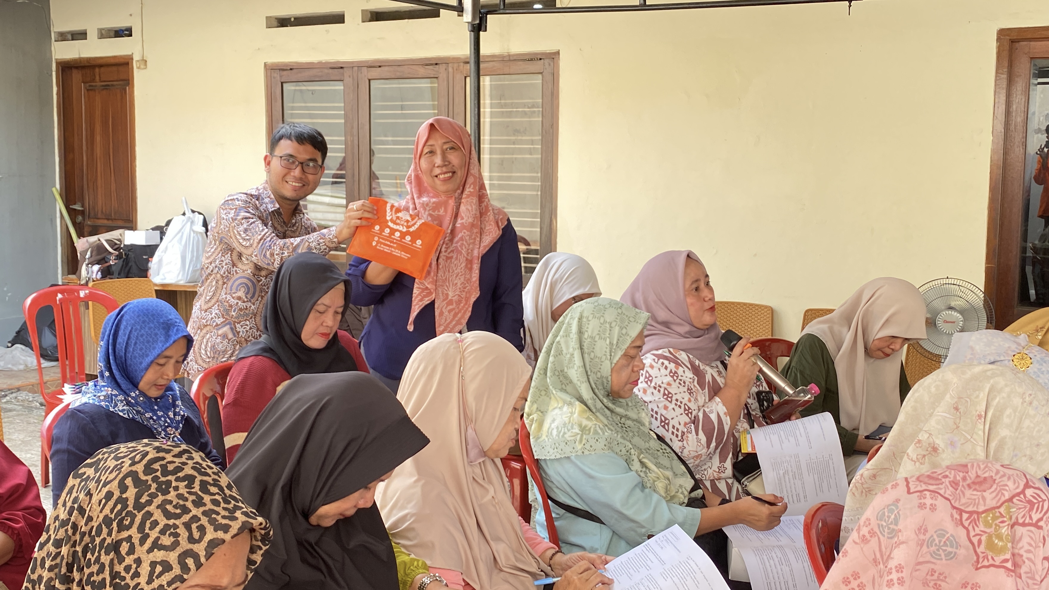Pengabdian Kepada Masyarakat | Terapi Non-Farmakologi Diabetes Melitus: Pemanfaatan Bahan Alam sebagai Terapi Penyakit Degeneratif